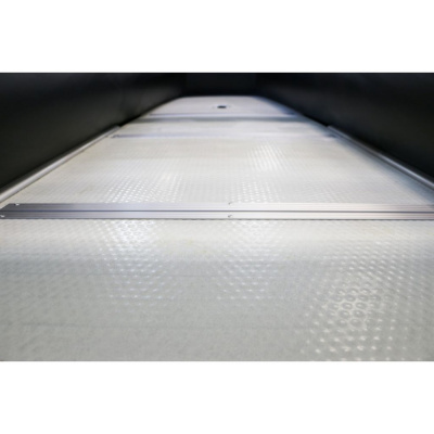 Лодка Polar Bird 320М New Merlin Стеклокомпозит (черно-белый)