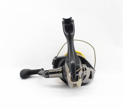 Катушка Shimano Sahara 22 4000
