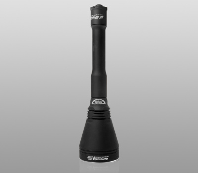 Поисковый фонарь Armytek Barracuda (тёплый свет)